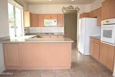 2714 Knollridge Drive, Sierra Vista, AZ 85650 - Photo 12