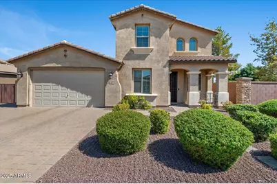 62 W Hackberry Avenue, Queen Creek, AZ 85140 - Photo 1