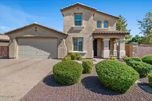 62 W Hackberry Ave, Queen Creek, AZ 85140 - Photo 2