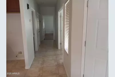 3947 W Roundabout Circle, Chandler, AZ 85226 - Photo 18