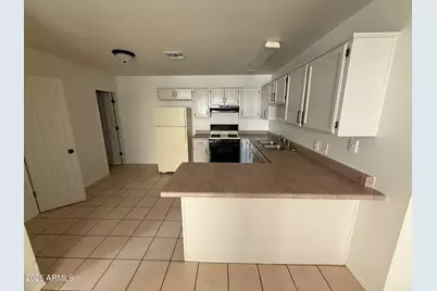 712 E 17th Street #D, Douglas, AZ 85607 - Photo 4