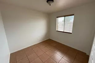 712 E 17th St, Douglas, AZ 85607 - Photo 8