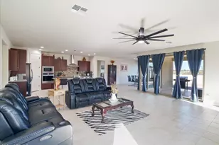 5863 N 86th Ln, Glendale, AZ 85305 - Photo 12