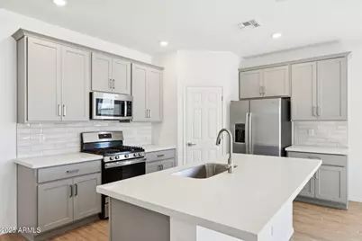 11652 N Eva Lane, Maricopa, AZ 85139 - Photo 12