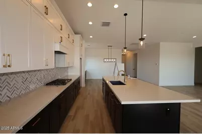 32415 N 135th Drive, Peoria, AZ 85383 - Photo 4