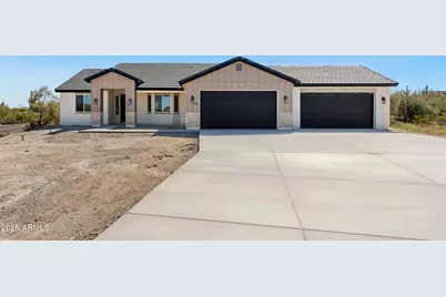 1687 E Creek Canyon Road, Phoenix, AZ 85086 - Photo 1