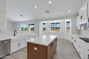 1687 E Creek Canyon Rd, Phoenix, AZ 85086 - Photo 4