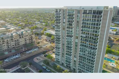 2323 N Central Avenue #1802, Phoenix, AZ 85004 - Photo 24