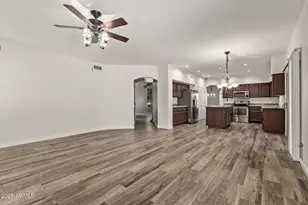 991 N Quail Ln, Gilbert, AZ 85233 - Photo 8