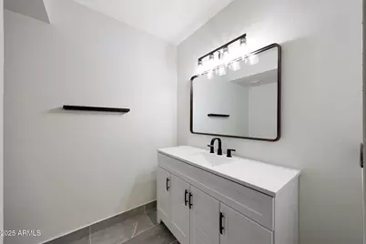 8238 E Keim Drive, Scottsdale, AZ 85250 - Photo 22