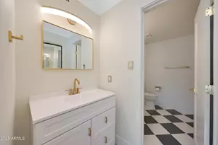 8238 E Keim Dr, Scottsdale, AZ 85250 - Photo 16