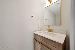 8238 E Keim Dr, Scottsdale, AZ 85250 - Photo 26