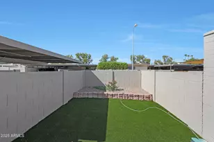 8238 E Keim Dr, Scottsdale, AZ 85250 - Photo 30