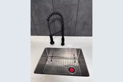 2690 N 43rd Avenue #Apt C, Phoenix, AZ 85009 - Photo 10