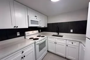 2690 N 43rd Ave, Phoenix, AZ 85009 - Photo 6