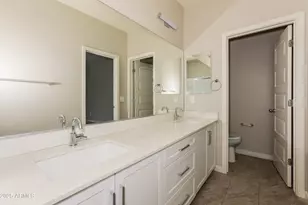 1119 S Stapley Dr, Mesa, AZ 85204 - Photo 10