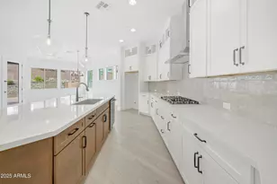 32450 N 134th Ln, Peoria, AZ 85383 - Photo 6