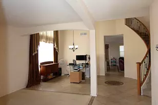 15808 W Shaw Butte Dr, Surprise, AZ 85379 - Photo 6