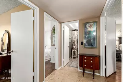 815 E Coral Gables Drive, Phoenix, AZ 85022 - Photo 32