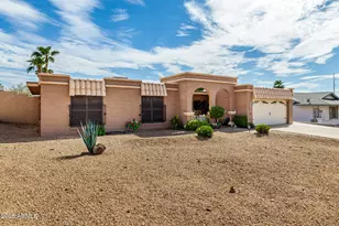 815 E Coral Gables Dr, Phoenix, AZ 85022 - Photo 6