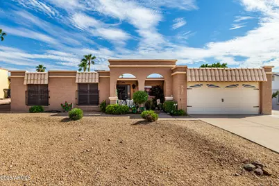 815 E Coral Gables Drive, Phoenix, AZ 85022 - Photo 1