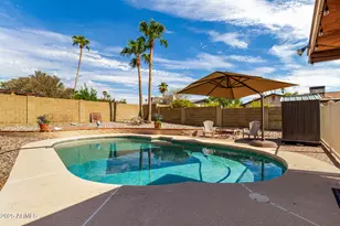 815 E Coral Gables Dr, Phoenix, AZ 85022 - Photo 44