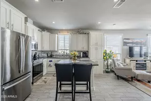 650 N Hawes Rd, Mesa, AZ 85207 - Photo 18