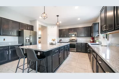 22477 N 95th Drive, Peoria, AZ 85383 - Photo 2