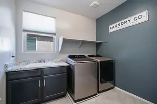 22477 N 95th Dr, Peoria, AZ 85383 - Photo 28