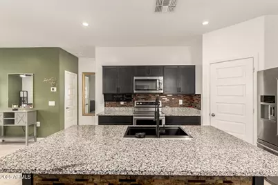 2004 W Sandoval Avenue, Apache Junction, AZ 85120 - Photo 16