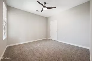 2425 W Bronco Butte Trl, Phoenix, AZ 85085 - Photo 18