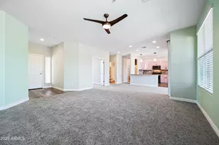 2425 W Bronco Butte Trl, Phoenix, AZ 85085 - Photo 4