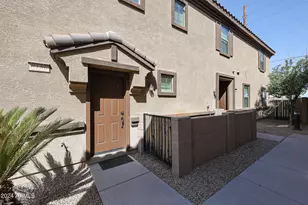 8186 W Colcord Canyon Rd, Phoenix, AZ 85043 - Photo 2