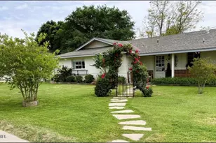 4721 E Clarendon Ave, Phoenix, AZ 85018 - Photo 1