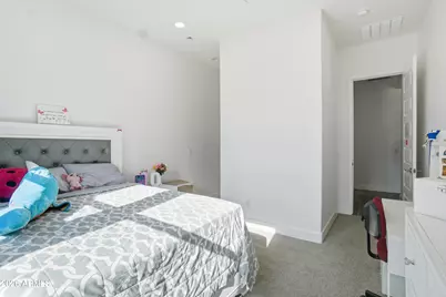 5535 W Saint Moritz Lane, Glendale, AZ 85306 - Photo 2