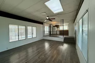 305 S Val Vista Dr, Mesa, AZ 85204 - Photo 2