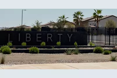 2534 W Chanute Pass, Phoenix, AZ 85041 - Photo 10