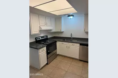 2028 W Lawrence Road #2, Phoenix, AZ 85015 - Photo 1