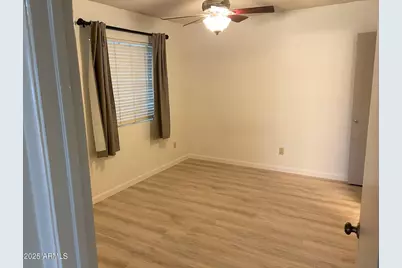 700 W University Drive #111, Tempe, AZ 85281 - Photo 4