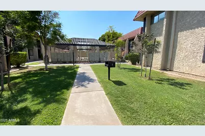 700 W University Drive #111, Tempe, AZ 85281 - Photo 10