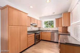10908 W Peoria Ave, Sun City, AZ 85351 - Photo 10