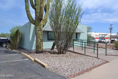 275 N Plaza Drive, Apache Junction, AZ 85120 - Photo 2
