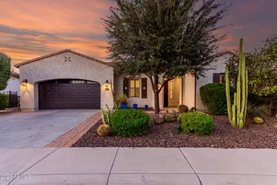 882 E Laddoos Avenue, Queen Creek, AZ 85140 - Photo 2