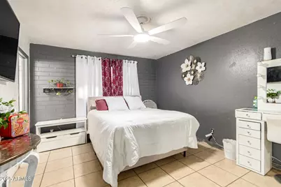 2907 N 53rd Avenue, Phoenix, AZ 85031 - Photo 14