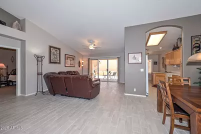 19405 N 83rd Drive, Peoria, AZ 85382 - Photo 10