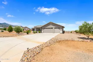 6757 E Vaquero Circle, Hereford, AZ 85615 - Photo 4
