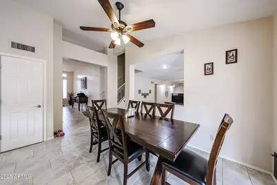 5745 W Mariposa Grande Lane, Glendale, AZ 85310 - Photo 10