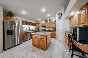 5745 W Mariposa Grande Ln, Glendale, AZ 85310 - Photo 18