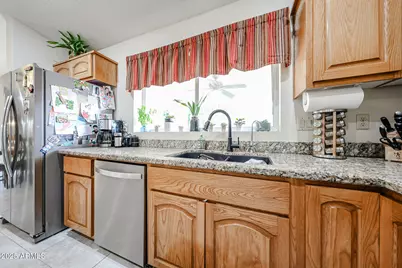 5745 W Mariposa Grande Lane, Glendale, AZ 85310 - Photo 20