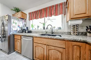 5745 W Mariposa Grande Ln, Glendale, AZ 85310 - Photo 20